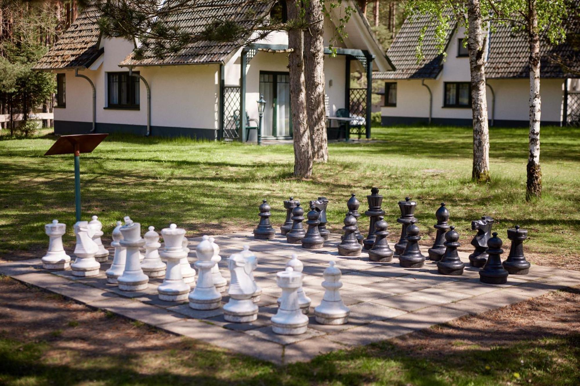 Van Der Valk Naturresort Drewitz Nossentiner Huette Dış mekan fotoğraf